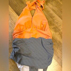 NWOT NEVER WORN bathing suit one piece CupShe Brand. XL PINK-Black